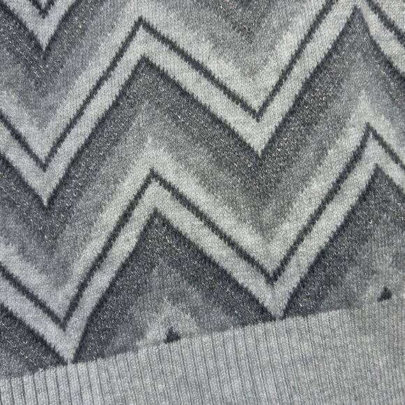 Banana Republic Grey Zig Zag Button Front Cardigan Sweater M Metallic Academia - Picture 2 of 8